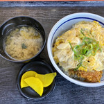 かつよし 三島店 - カツ丼(味噌汁、漬物付)