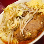 ラーメン二郎 - ラーメン半分＋ニンニク多め＋うずらＳＫ