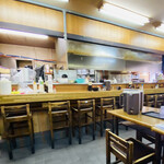 華風料理一芳亭 - 店内