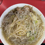 ラーメン二郎 - 小豚野菜からめニンニク野菜からめニンニク少な目