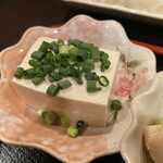 Sake Ryouma - ランチ副菜１／２：本日はしっかりしたお豆腐