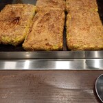 ぼてやん多奈加 - 焼き中