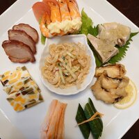 東天閣 神戸本店 - プレミアムコース@8,800円の前菜八品盛り合わせ✨3名分です。ピータンを卵白で固めた三色卵と蛸の唐揚げが珍しい♪自家製叉焼も美味です！
