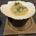 Tsugaru Jamisen Raibu Hausu Anzu - 弘前の定番、貝の味噌焼き！