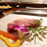 黒毛和牛焼肉 虎斑 北新地店 - ヘレ