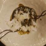 赤吉 - 鮑の肝ソースにシャリを入れて