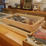 赤吉 - 並ぶ魚の数々