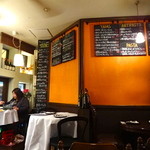 ズッケロ - お洒落だけど気取らない空間です