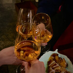 ワイン厨房 晩酌邸 - オレンジワインじゃなくて本当にオレンジから作られたワインでシメ