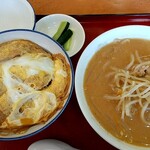Touka - かつ丼＋半ラーメン（味噌）＠1150円