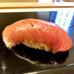 鮨おばな - こちら背トロ