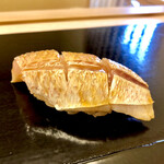 鮨おばな - 春子　なんとも旨そうなフォルムです