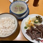 味の牛たん 喜助 - 牛タン切り落とし定食