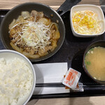 Yoshinoya - 牛焼肉定食　657円