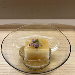 赤坂 菊乃井 - 昼懐石１３３１０円。素材自体はありふれているのに、調理技術が光る品だと感じます（╹◡╹）（╹◡╹）