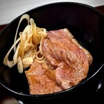 江戸前芝浜 - しっとり柔らか、胸肉。大振りな一切れをためらわずに一口で行きます。うんま～～～♡