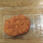 ディオ - 牛肉コロッケ (税込)47円 ※開封後 (2022.05.10)