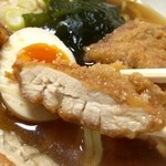 盛京亭 - とりの唐揚げ：とりがららーめん