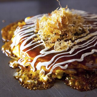 Hot and fluffy Okonomiyaki made with our original blend of dough◎