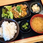 屋台居酒屋 大阪 満マル - 豚キムチ定食