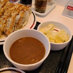 Miyoshino - ひと口カレー辛口(130円)です。