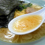 ラーメン 矢口家 - (旧)介一家譲りの超ライトバランス × 海苔の移り香が印象的なスープ