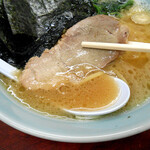 ラーメン 矢口家 - 今回は脂身の少ない、引き締まった肉感の肩ロース