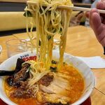 テンホウ - 肉揚げ辛口タンタンメン（お得なぎょうざセット）　1290円　＋　ぎょうざ追加