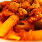 TAKASHI - チキンと木の子のスパイシートマトソースのペンネ