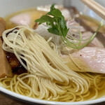 らぁ麺 紫陽花 - 白醤油ちゃーしゅー麺