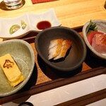 Washoku To Sumibi Yaki Sandaime Unaemon - う巻き、鰻の燻製、金目鯛海老鮪