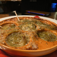 カルネジーオ イースト - 