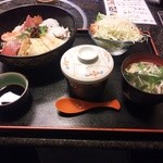 Kurano Bishokukan Kitayakata - 海鮮丼セット