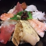 Kurano Bishokukan Kitayakata - 海鮮丼