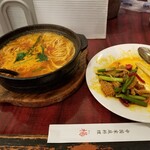 中国家庭料理 楊 - 全体図。