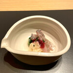 Zarai Oita - ①先付け～ 　国東 太刀魚 昆布締め炙り 赤紫蘇ジュレ