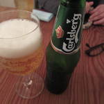 ビールはカールスバーグ