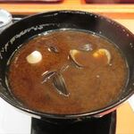 銀座 天一 - 赤出汁（アップ）