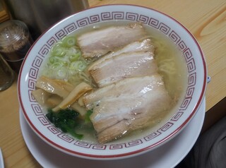 らーめん やまと - 塩ラーメン  700円