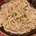 ラーメン二郎 - ラーメン（８００円）少なめ、味薄め、にんにく少し