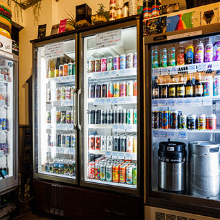 Over 100 types of domestic and international canned and bottled beers! TAKEOUT possible♪