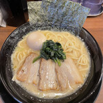 横浜家系ラーメン ガチ家 - 