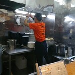 支那そば へいきち 二代目 - 厨房