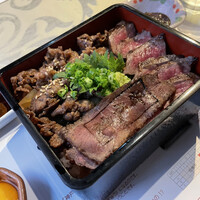 神戸牛 八坐和 阪急三宮店 - 