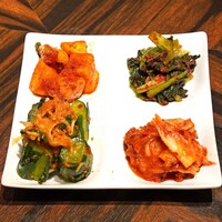 大徳壽 関内本店 - キムチ盛合せ