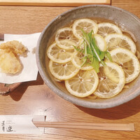 自家製粉石臼挽きうどん 青空blue 本店 - 