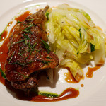 ル・ジャルダン・デ・サヴール - フランス産鶏モモ肉のコンフィ そのジューと白菜添え