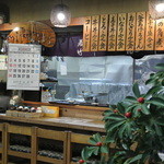 さぬきうどん若竹 - 厨房＆カウンター