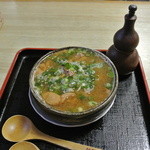 さぬきうどん若竹 - 醤油ベースのモツ煮　￥６００