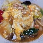 富士亭 - 令和4年5月
中華丼 600円
中華スープ、肉団子、漬けもの付